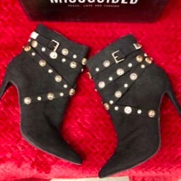 Heeled Ankle Boots w Gold decor, 40, NWT - Picture 6 of 6